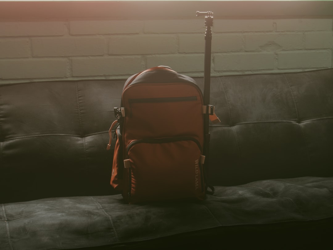 Essential Tips for Selecting Durable Travel Gear Online