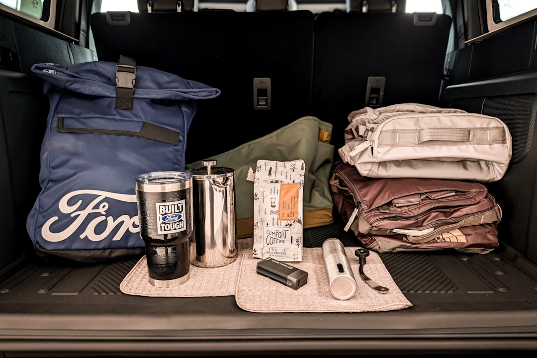 Pack Smart: How to Choose the Best Travel Equipment Online